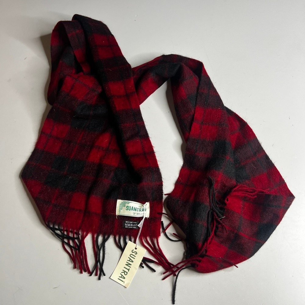 Suantrai of Ireland Red Black Buffalo Plaid 100% Pure Wool Fringe Scarf NWT